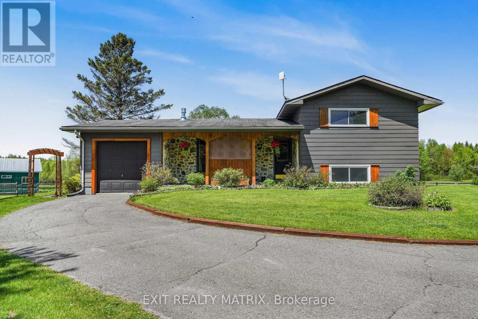 6416 Saumure Road