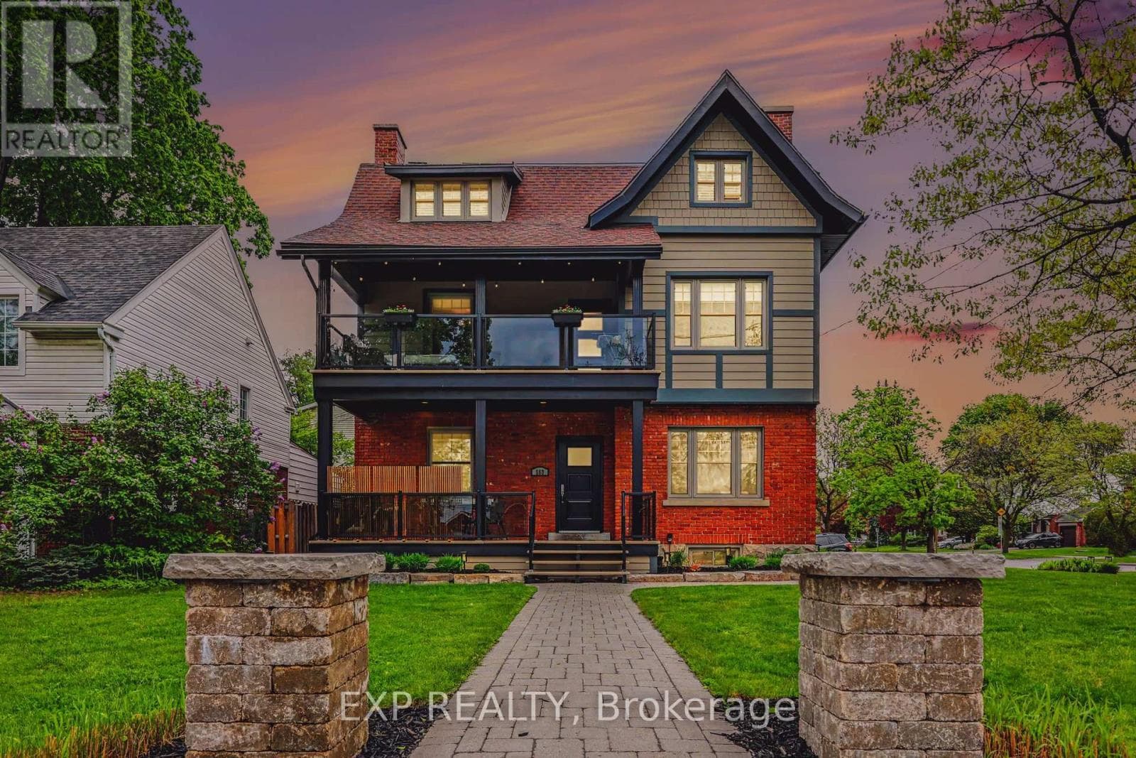 559 Parkdale Avenue