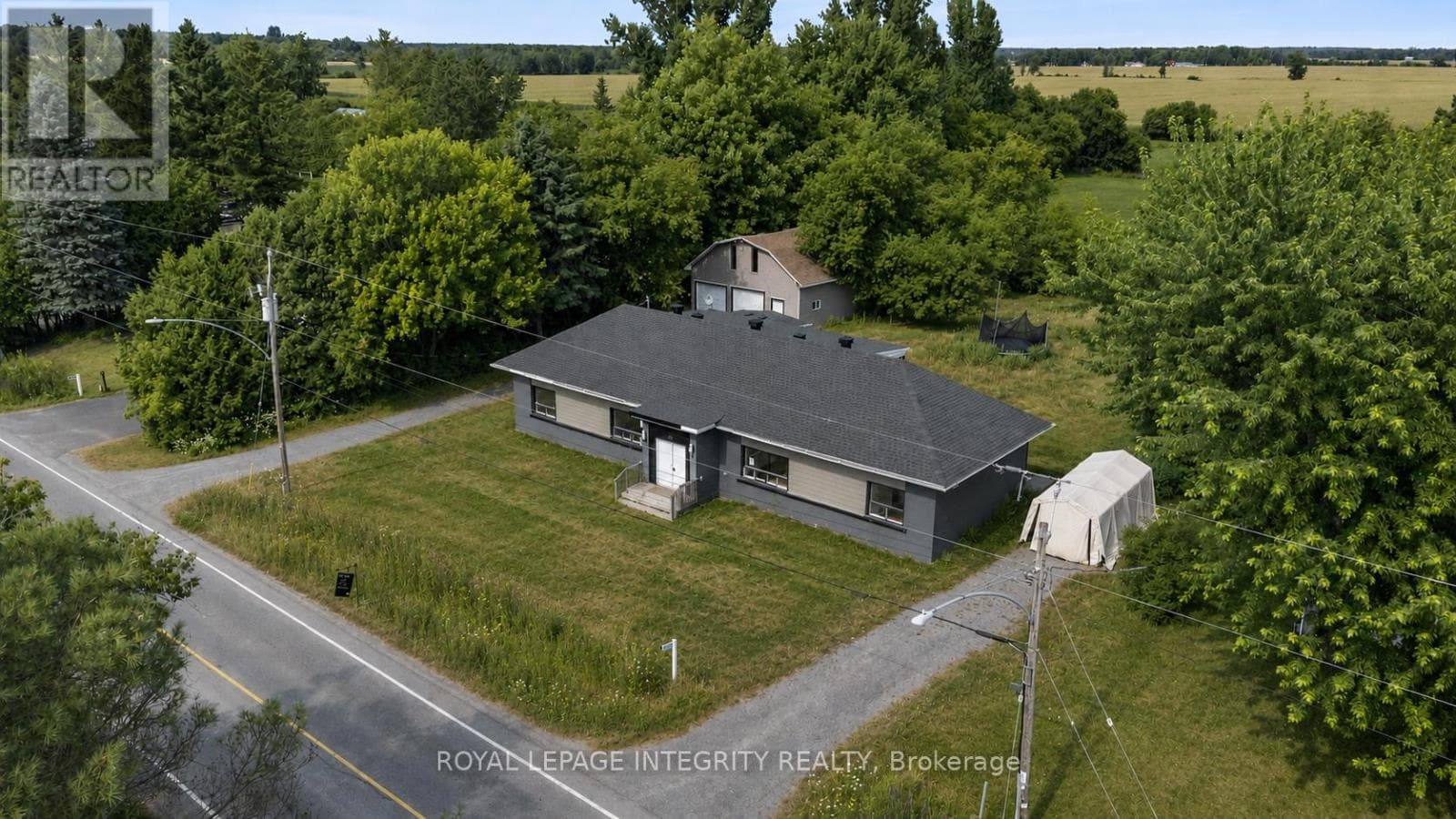 3823 Drouin Road