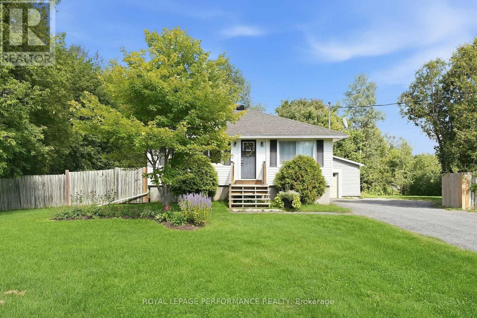 1695 Lacasse Road