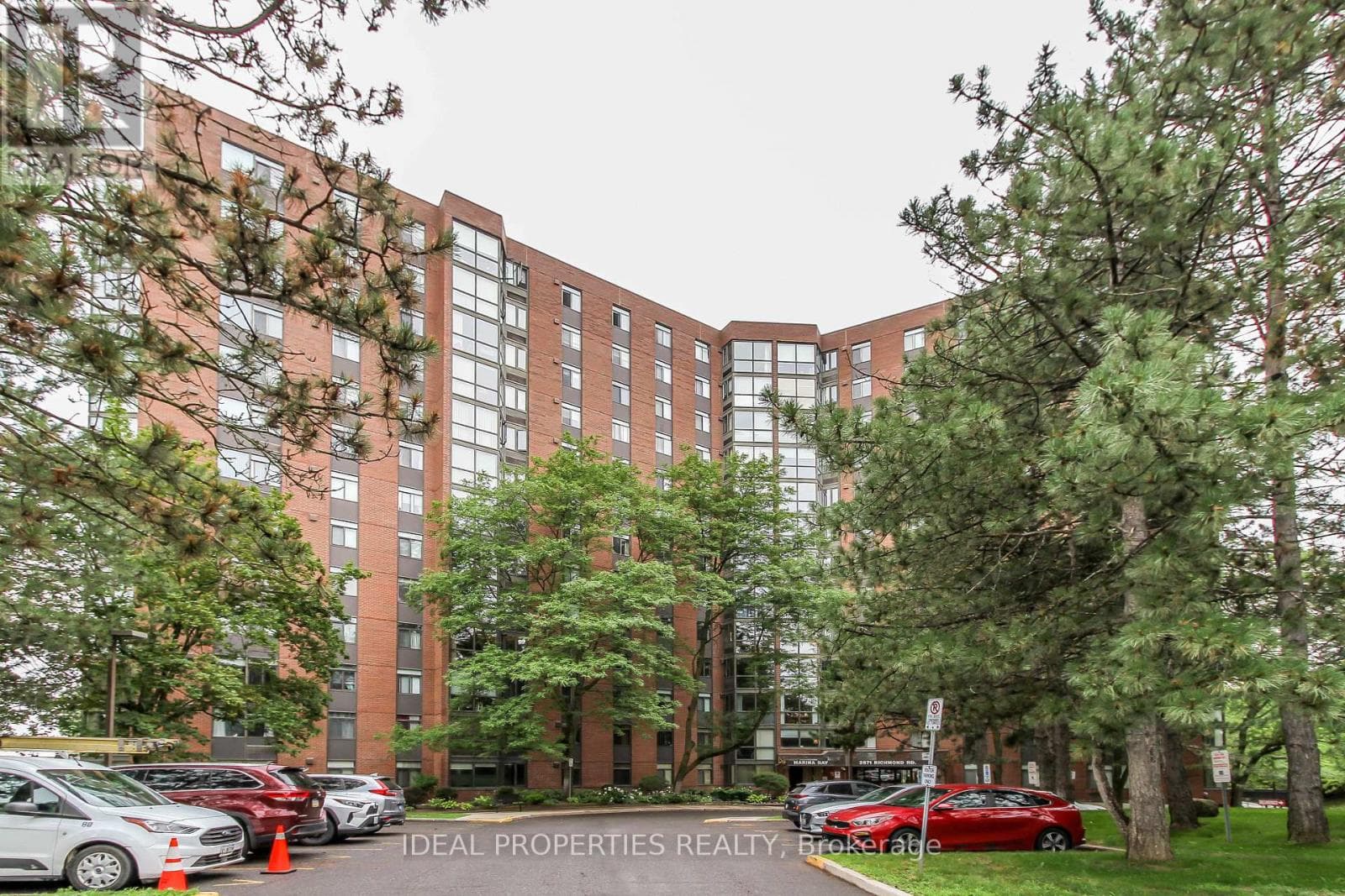 1213 - 2871 Richmond Road W