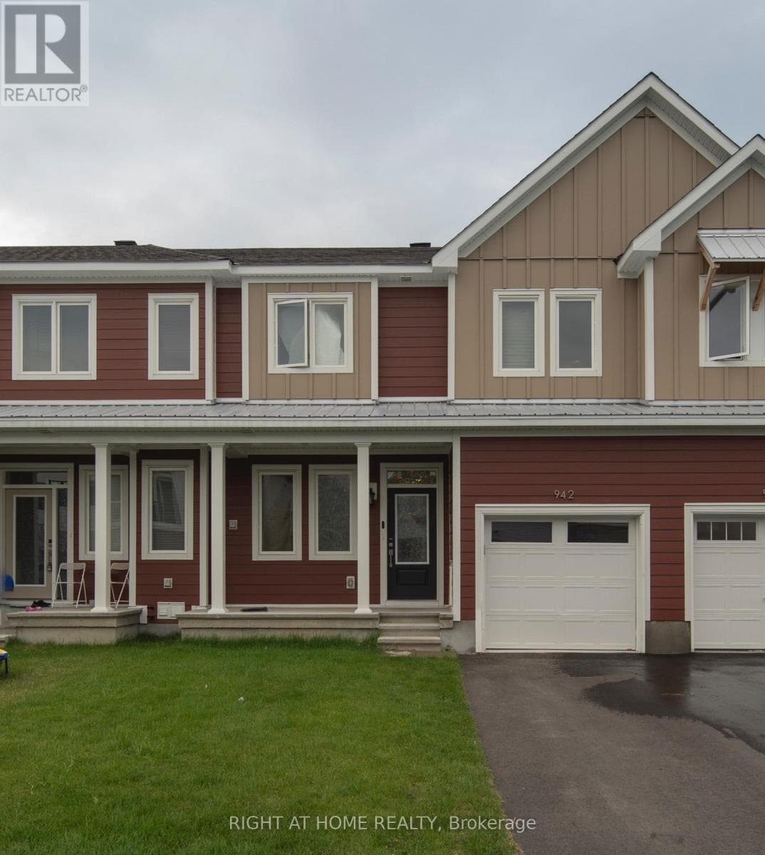942 Seagrave Lane