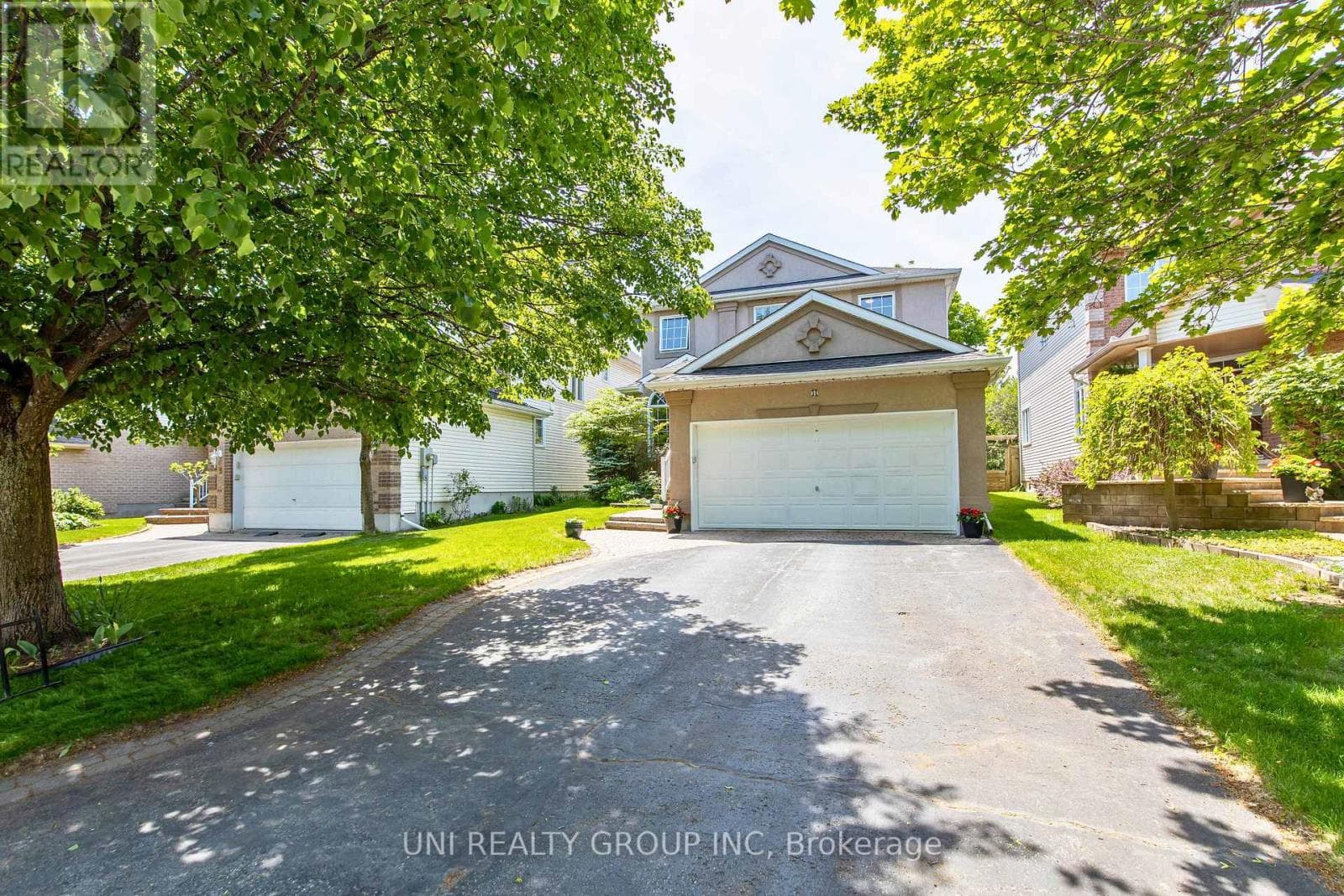 11 Langford Crescent