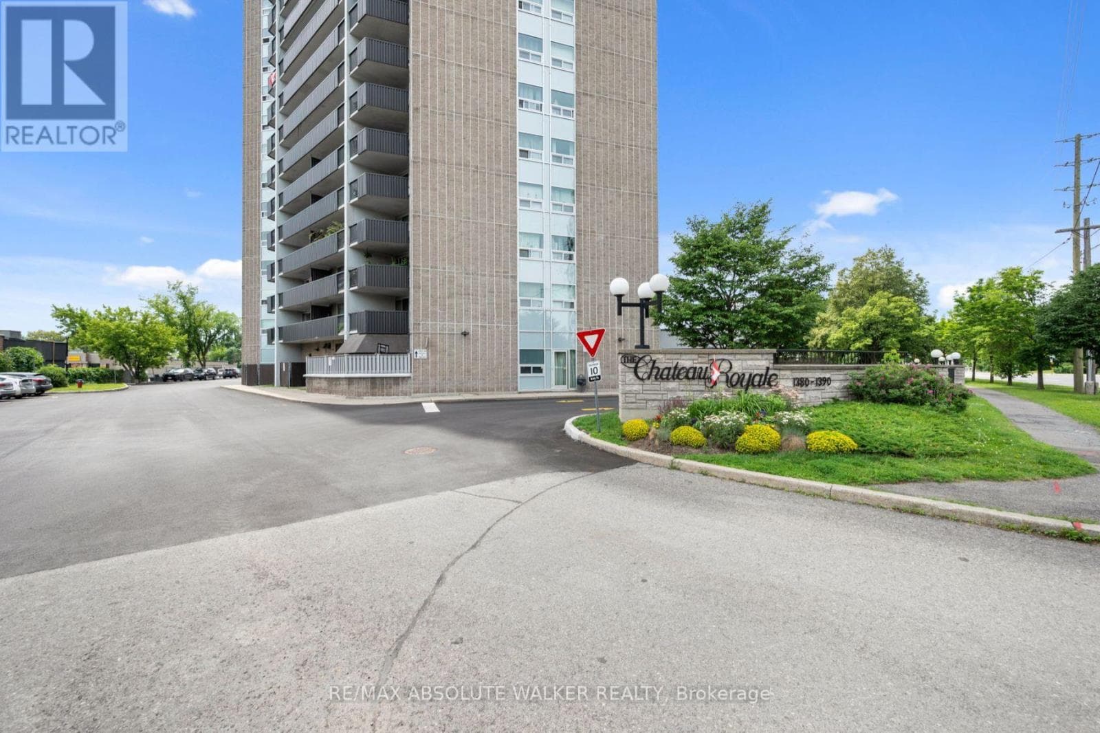 Ph6 - 1380 Prince Of Wales Drive