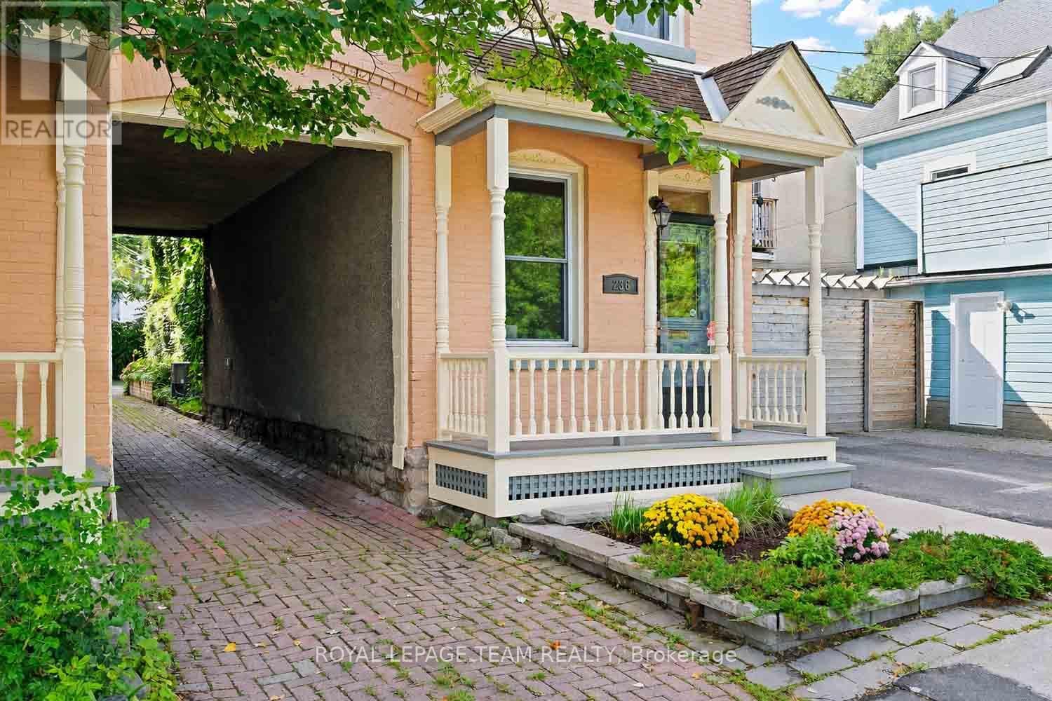 236 Cathcart Street