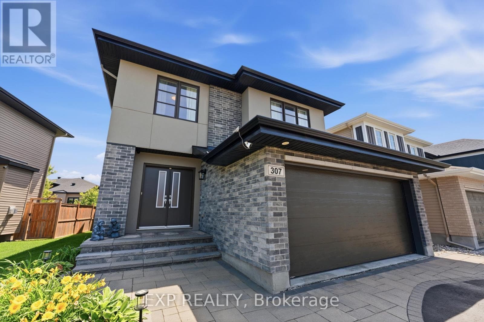 307 Oxer Place
