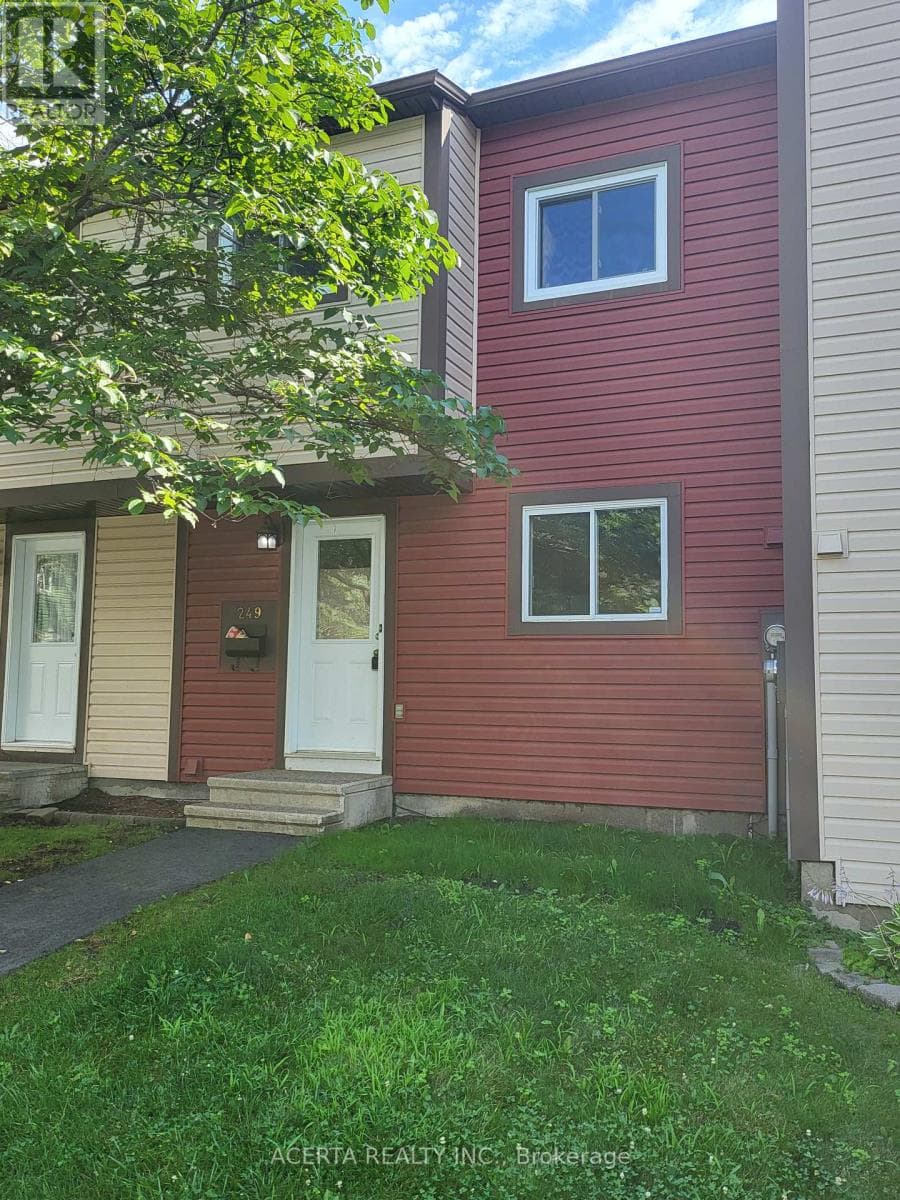 249 Teal Crescent