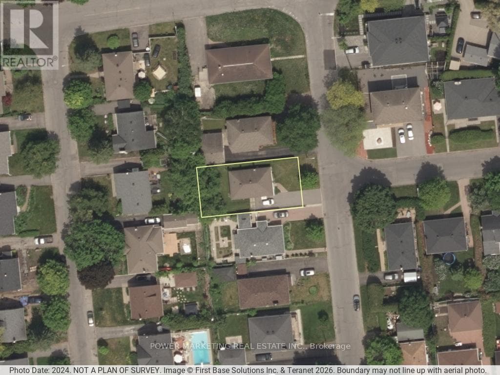 944 Eve Street