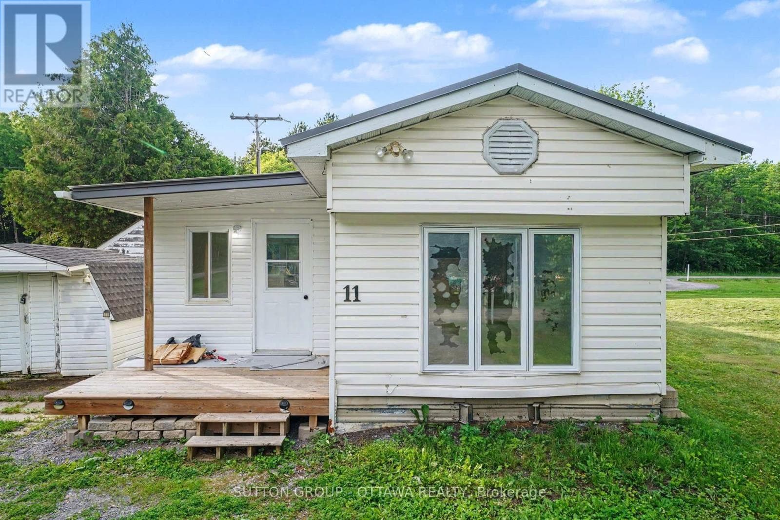 11 - 1210 St Felix Road