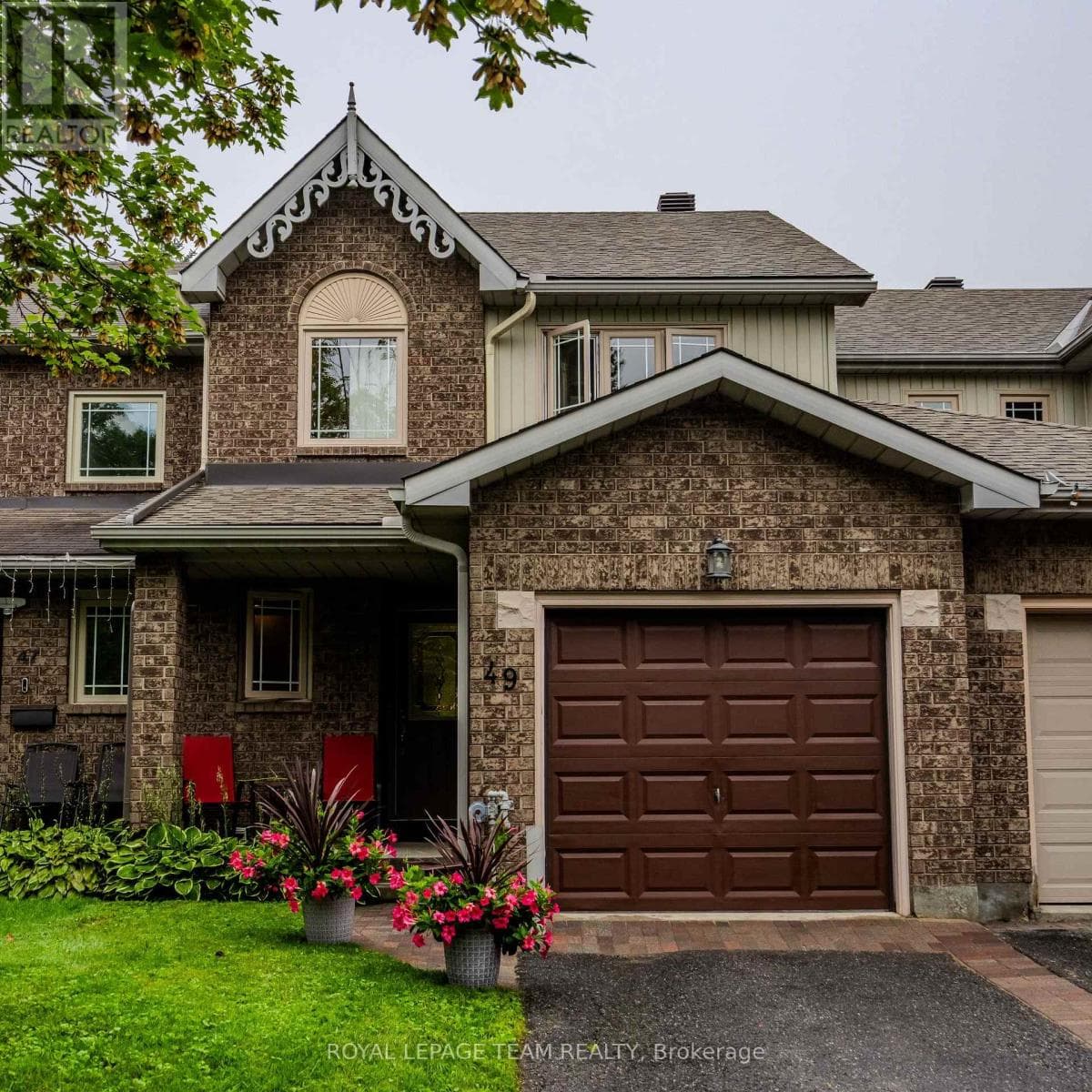 49 Harrington Court