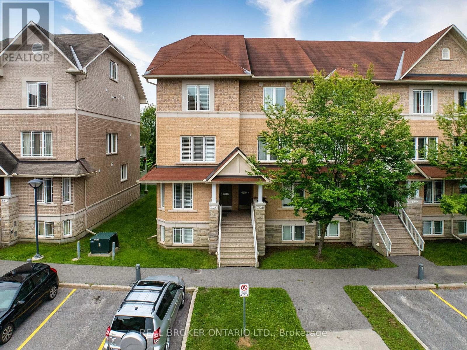 79 - 325 Paseo Private