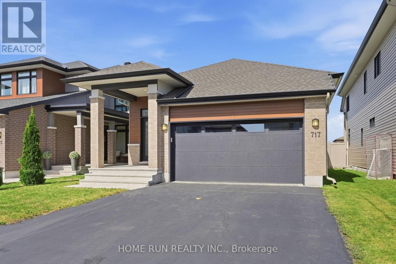 717 Octave Grove