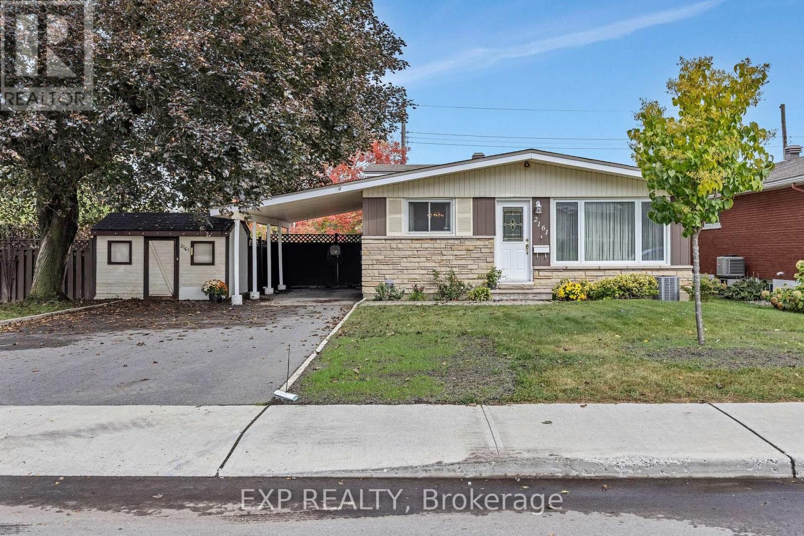 2161 Valley Drive