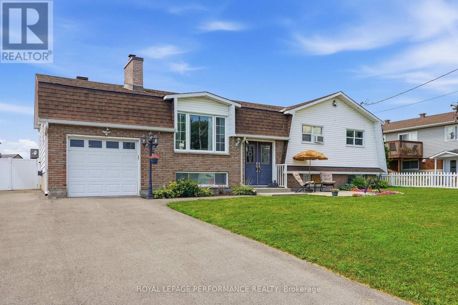 321 Sainte-Anne Street