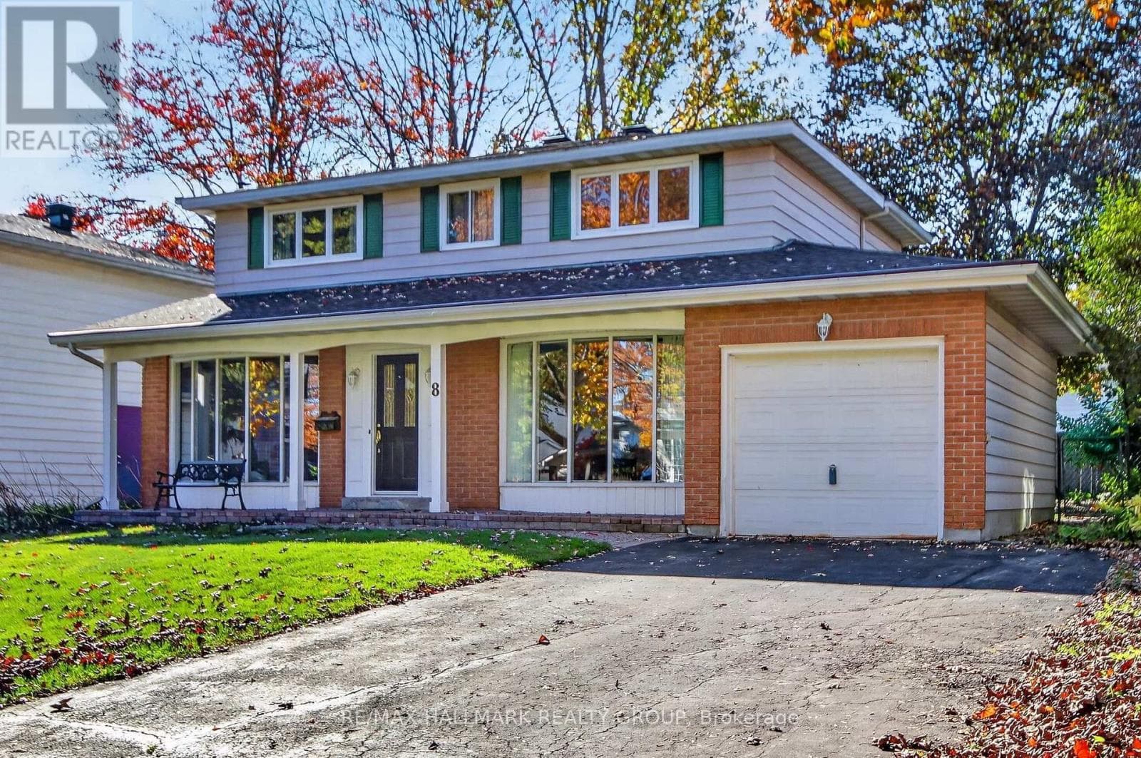 8 Burnview Crescent