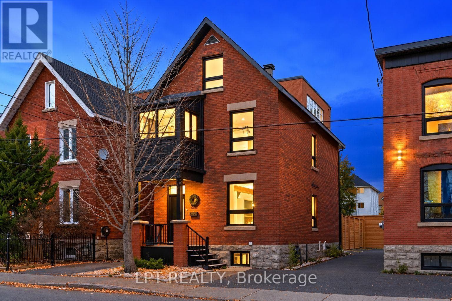 323 Booth Street