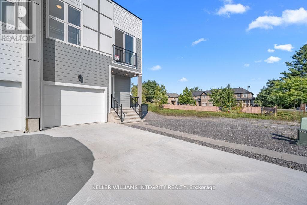 B - 875 Contour Street